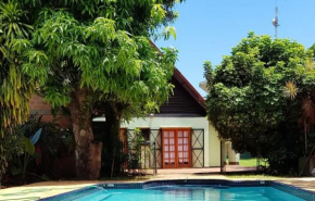 Folks, Casa de huéspedes